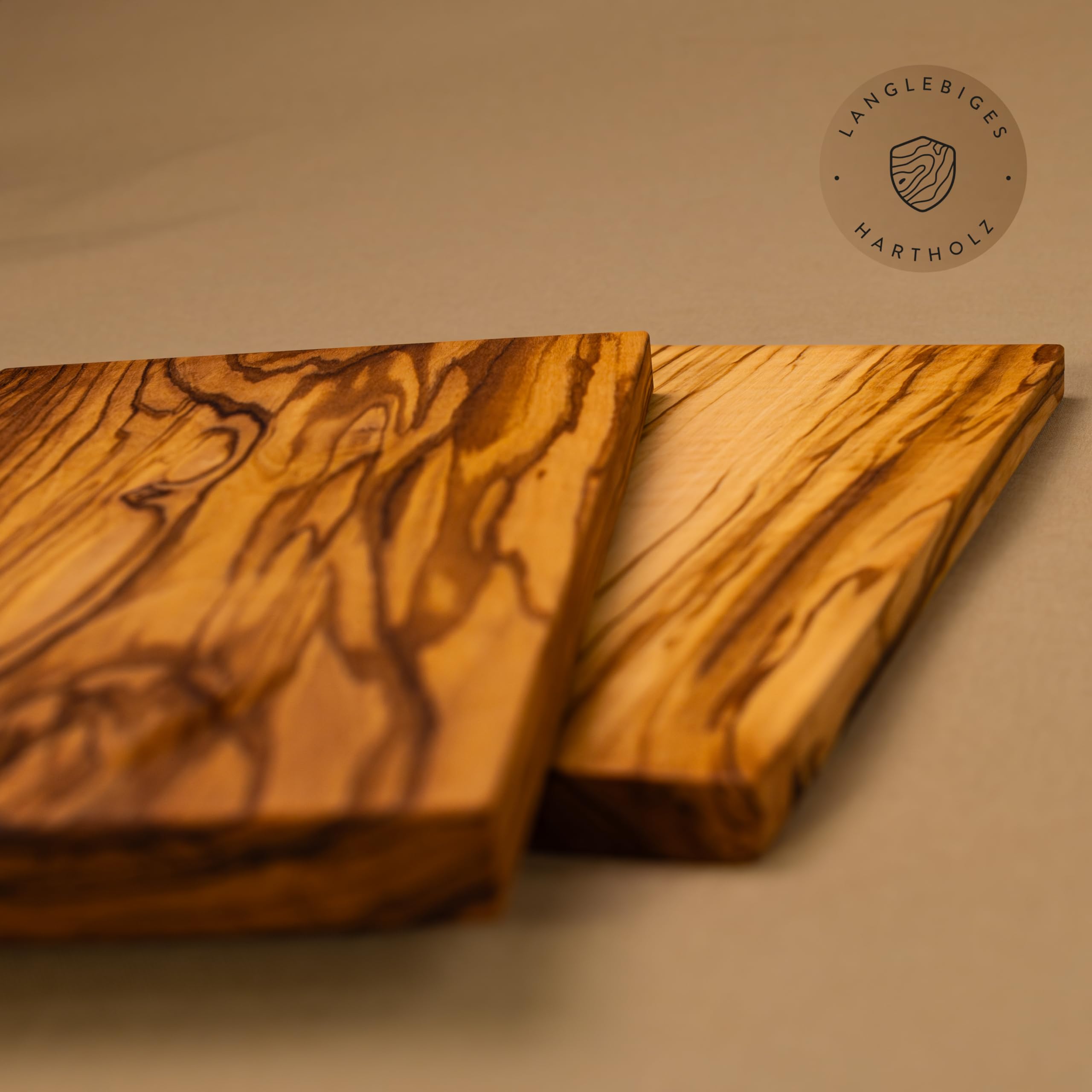 DAS OLIVENHOLZBRETT® / Olivenholz Schneidebrett rechteckig/Frühstücksbrett aus Holz/Brotzeit-Frühstücksbrettchen rechteckig/Vesperbrett, Jausenbrett aus Olivenholz / 30cm x 17cm x 2cm