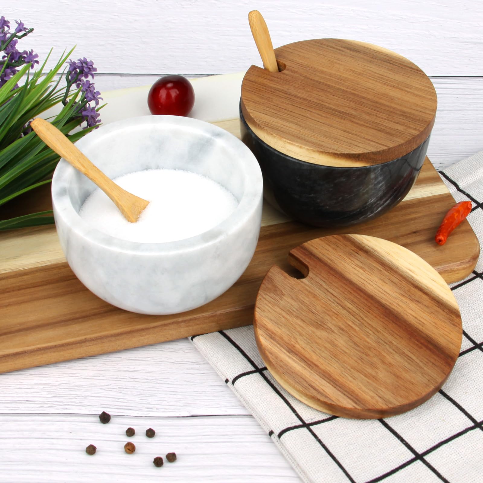 Salzdose Marmor mit Holzdeckel und Löffel Salz- oder Pfefferstreuerschale aus Stein, Salzstreuer, Salzbehälter Gewürzbehälter, Behälter, Behälterhalter, Behälter für die Küche (Schwarze Schüssel)