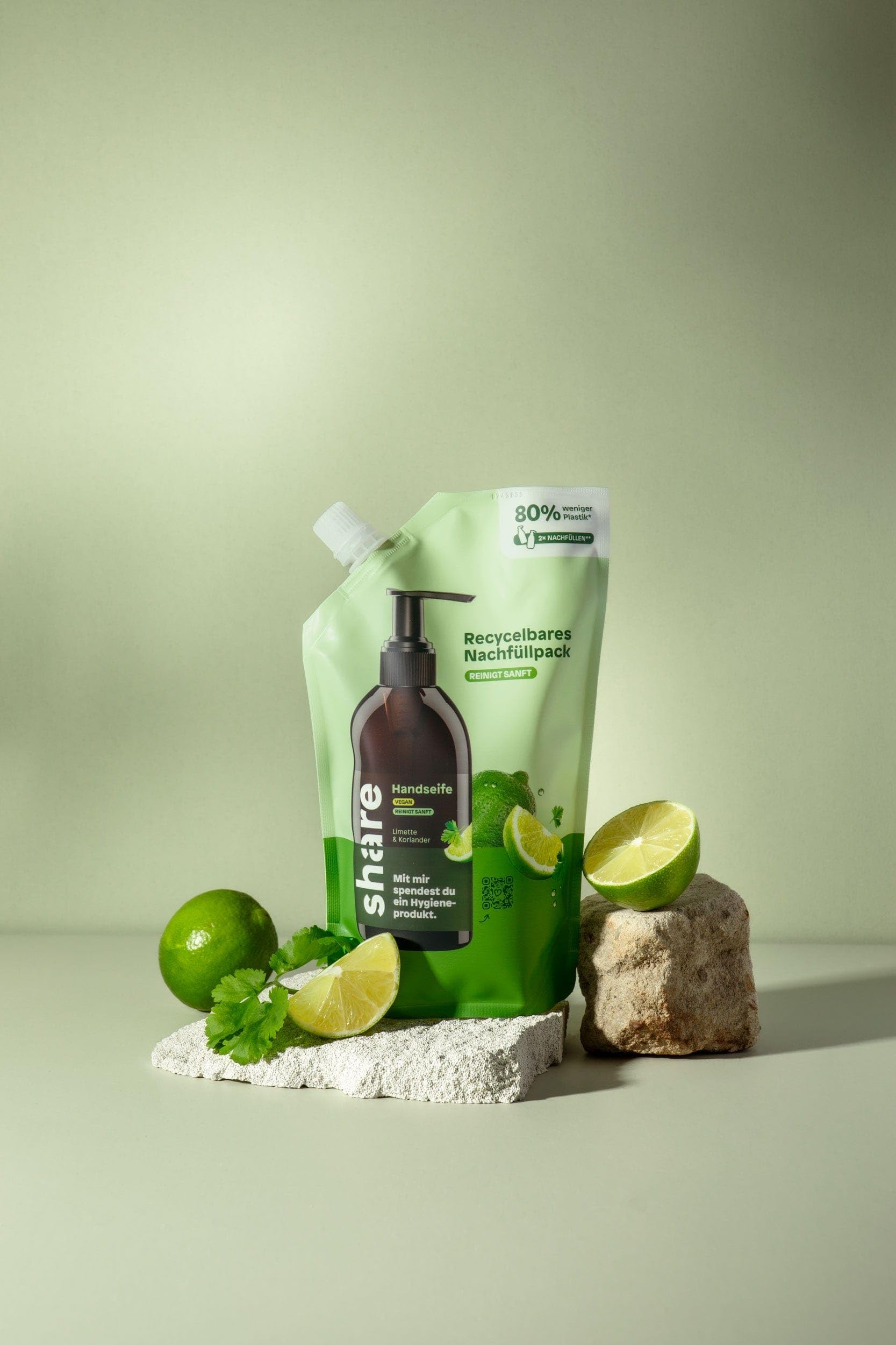 share Flüssigseife Patschuli 250 ml – Seife spendet ein Hygieneprodukt an einen Menschen in Not – vegane Handseife im Seifenspender