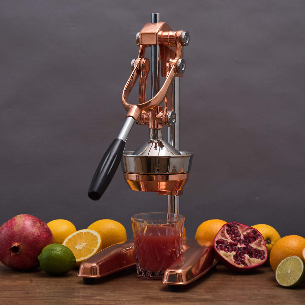 Lumaland Juicer Made of Stainless Steel, High-quality Citrus Juicer With Lever In Various Designs