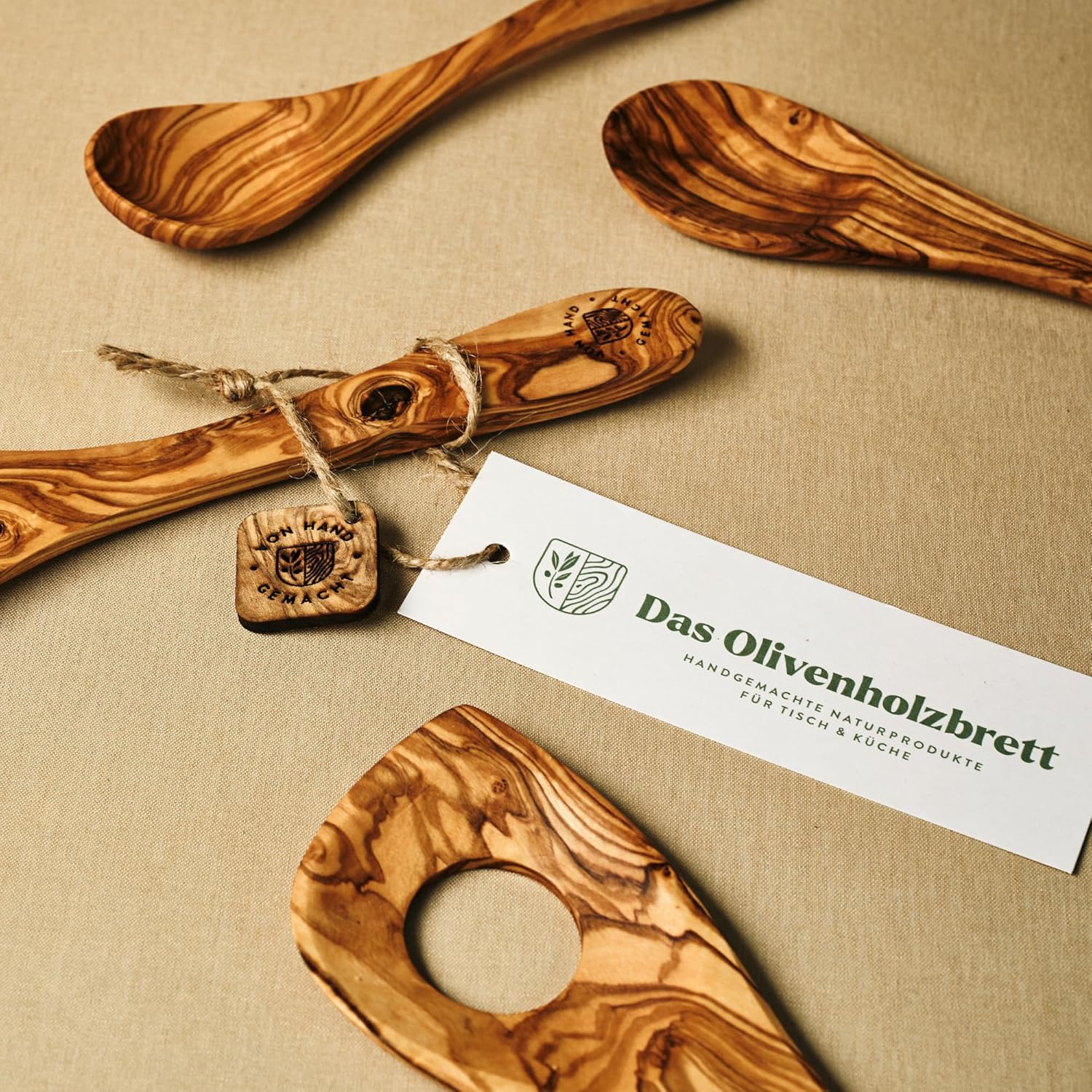 DAS OLIVENHOLZBRETT® 5er Set Pfannenwender, Kochlöffel, Löffel mit Ecke + Salatbesteck Olivenholz, 30cm, Holzlöffel Küchenutensilien Holz, Kochlöffel Holz, Kochlöffel Set